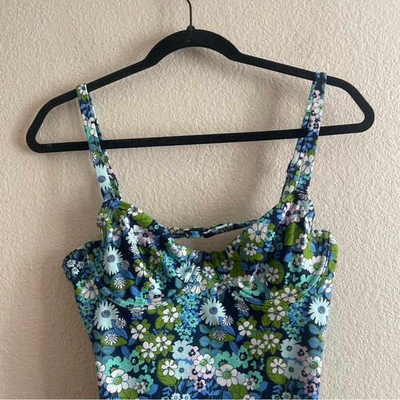 NWOT Aerie Blue Green Floral One Piece Bustier Swimsuit Womens Size Large - Picture 4 of 10